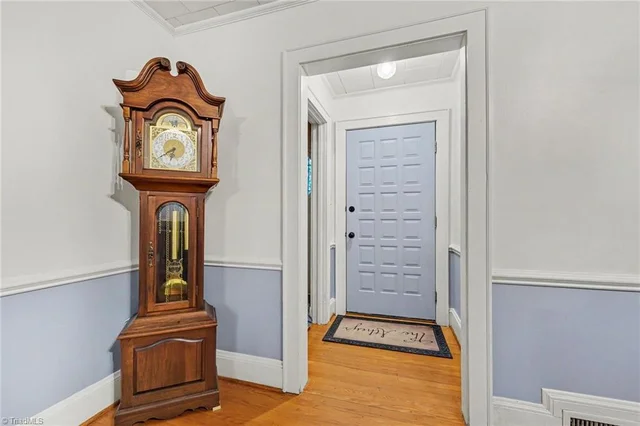 226 Pleasant Hill Drive, photo 4 of 45