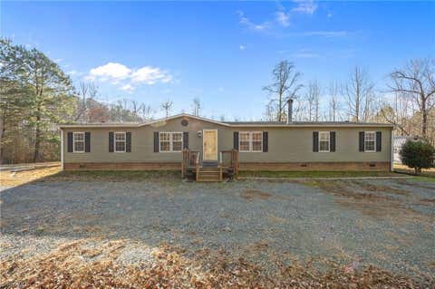 Homes For Sale - 950 Waggoner Neal Road<br/> Walkertown, NC 27051