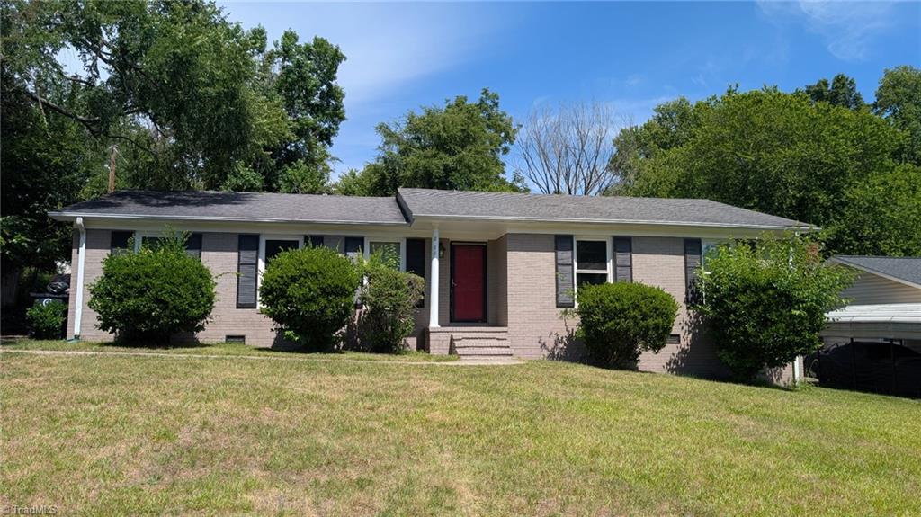Photo of 2507 Dumfries Road, Greensboro, NC 27407 (MLS # 1225191)