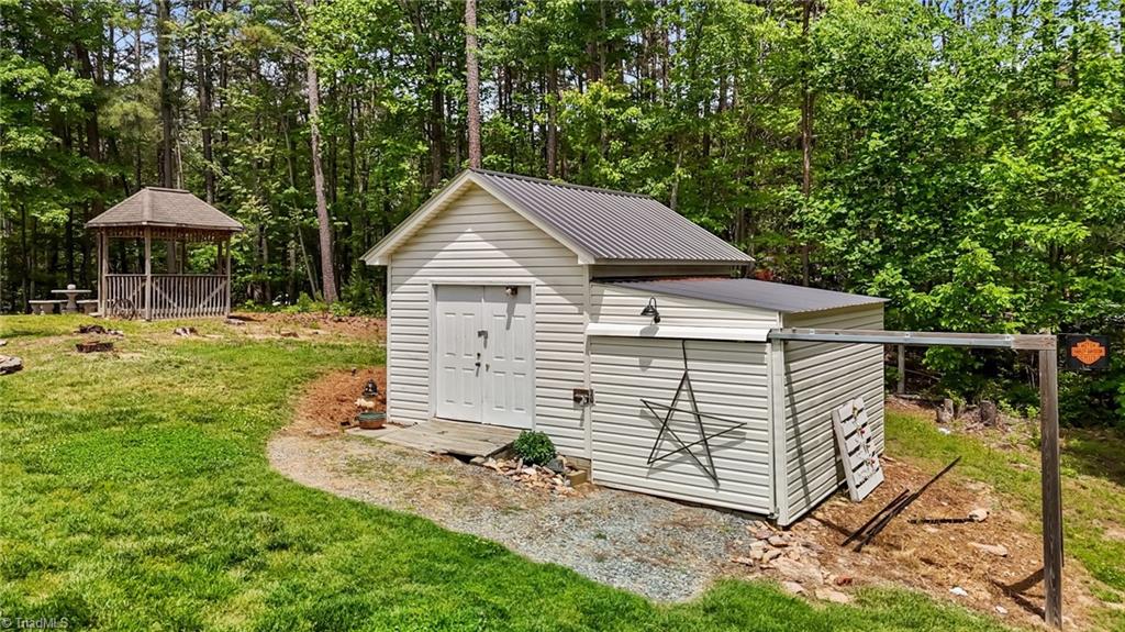 7925 Baux Mountain Road, Germanton, North Carolina image 40