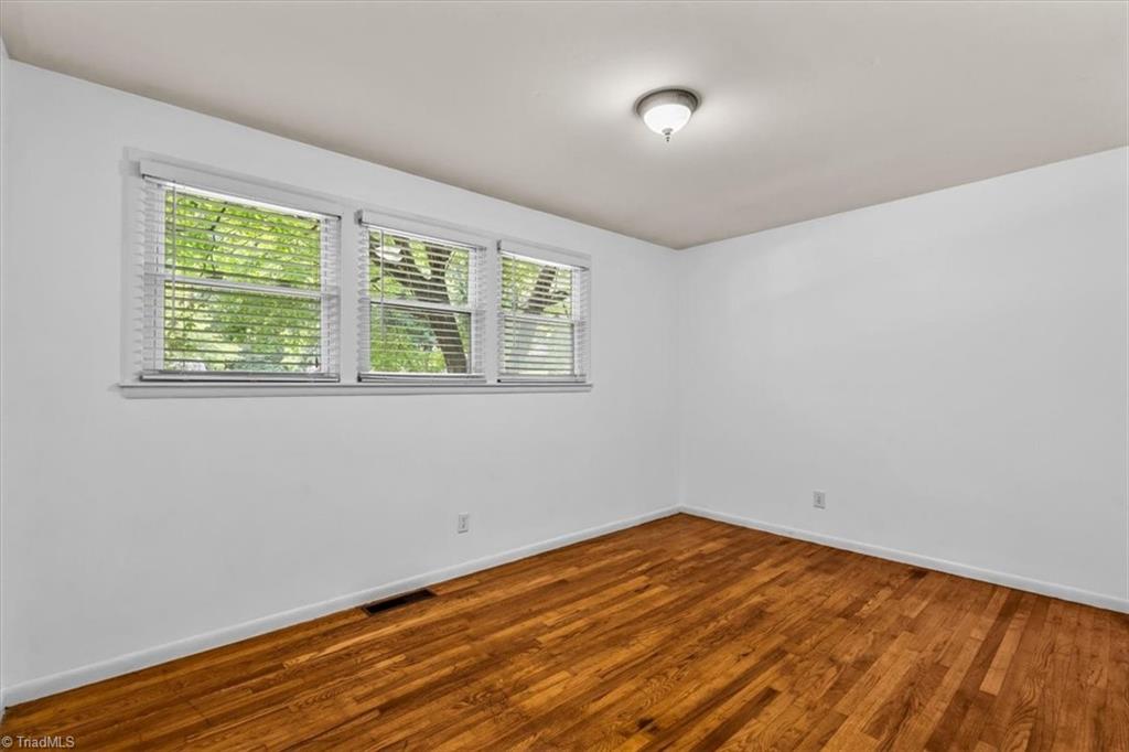 2620 Robin Hood Drive, Greensboro, North Carolina image 29