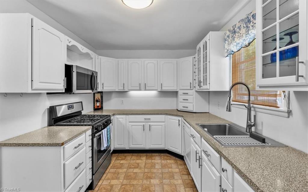 2620 Robin Hood Drive, Greensboro, North Carolina image 15