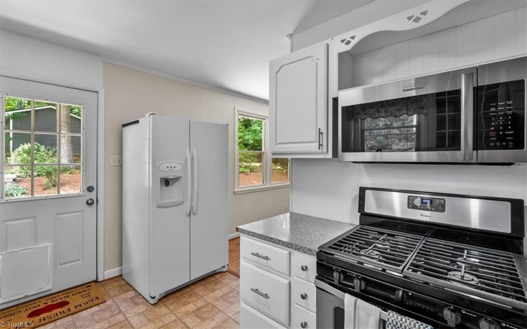2620 Robin Hood Drive, Greensboro, North Carolina image 19