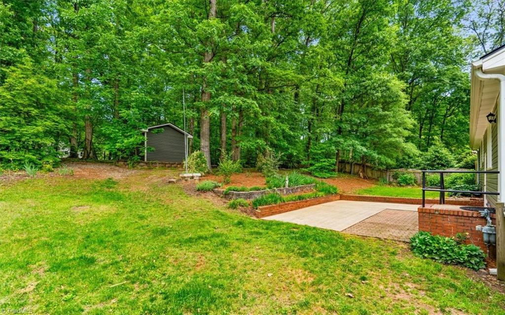 2620 Robin Hood Drive, Greensboro, North Carolina image 32