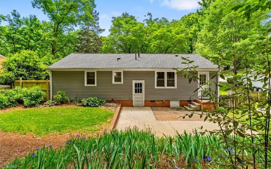 2620 Robin Hood Drive, Greensboro, North Carolina image 34