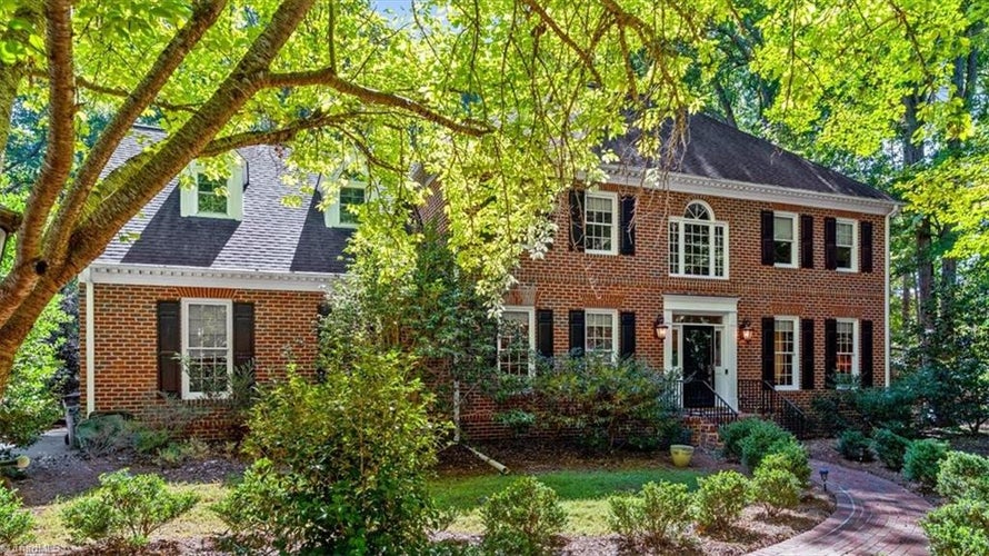 1035 Viewmont Dr, Asheboro, NC 27205 for sale - Stessa
