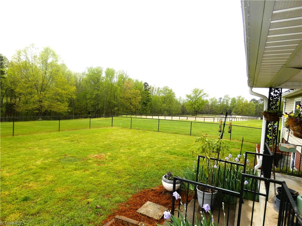 6432 Salem Chapel Court, Walnut Cove, North Carolina image 9