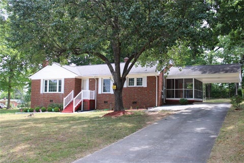 Homes For Sale - 1552 Shady Drive<br/> Asheboro, NC 27203