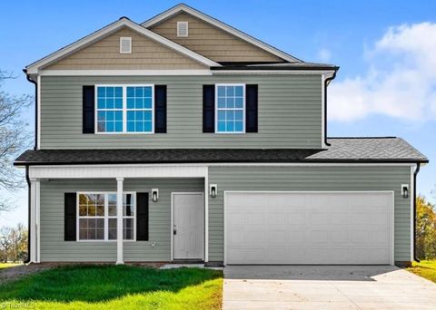 Homes For Sale - 860 Deadmon Road<br/> Mocksville, NC 27028