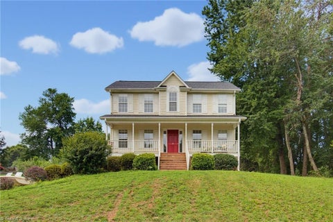 Homes For Sale - 148 Valley Hill Lane<br/> Lexington, NC 27295