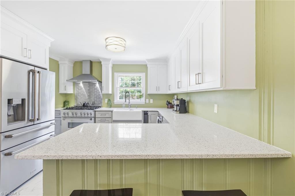 Greensboro, North Carolina 27408, United States, 3 Bedrooms Bedrooms, ,2 BathroomsBathrooms,Residential,Active,245315