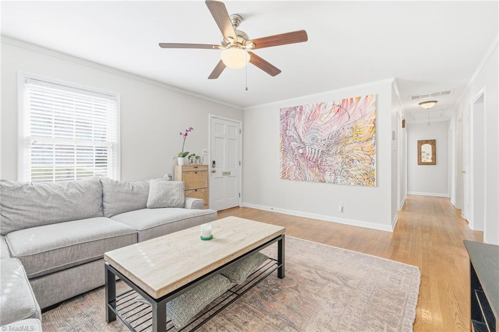 Greensboro, North Carolina 27408, United States, 3 Bedrooms Bedrooms, ,2 BathroomsBathrooms,Residential,Active,245315