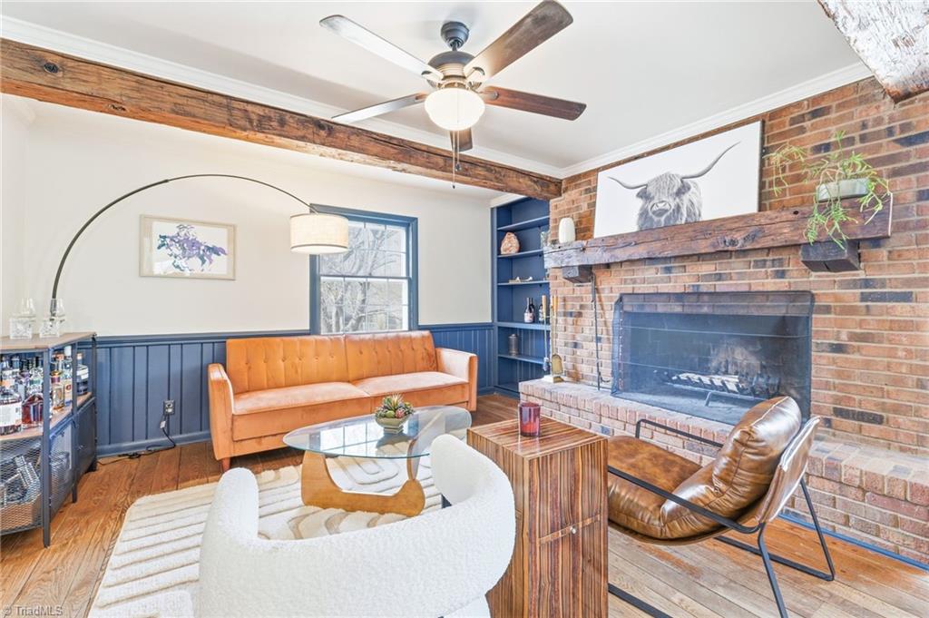 Greensboro, North Carolina 27408, United States, 3 Bedrooms Bedrooms, ,2 BathroomsBathrooms,Residential,Active,245315