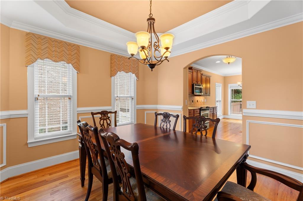 Winston-Salem, North Carolina 27103, United States, 4 Bedrooms Bedrooms, ,4 BathroomsBathrooms,Residential,Active,200326