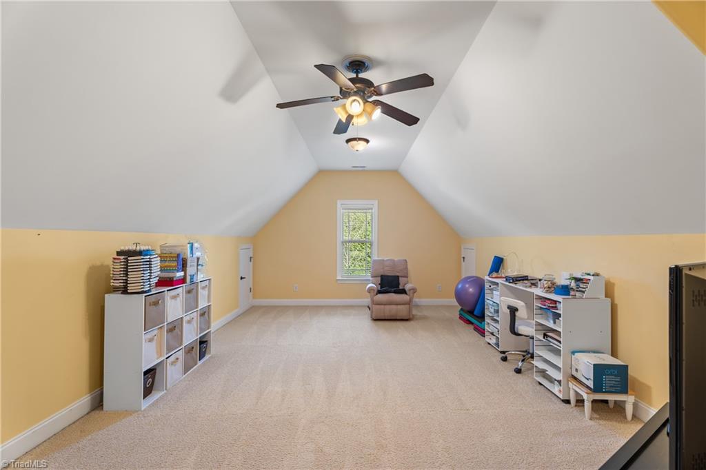 Winston-Salem, North Carolina 27103, United States, 4 Bedrooms Bedrooms, ,4 BathroomsBathrooms,Residential,Active,200326