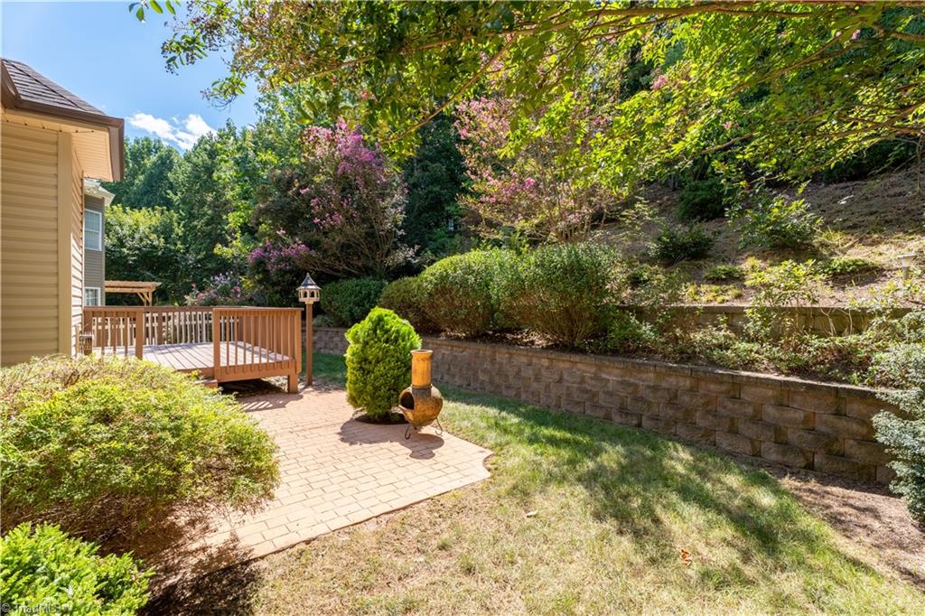 Winston-Salem, North Carolina 27103, United States, 4 Bedrooms Bedrooms, ,4 BathroomsBathrooms,Residential,Active,200326