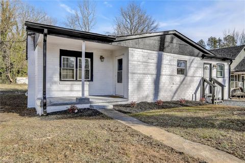 Homes For Sale - 1200 Grady Street<br/> Salisbury, NC 28144