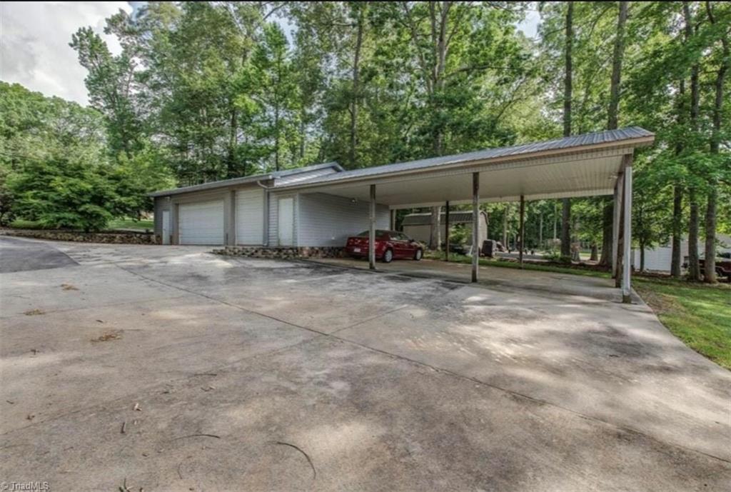 1017 Holloway Church Road, Lexington, North Carolina image 3