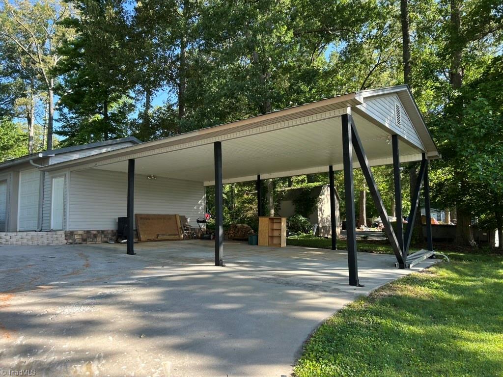 1017 Holloway Church Road, Lexington, North Carolina image 4