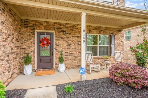 A home in Clemmons