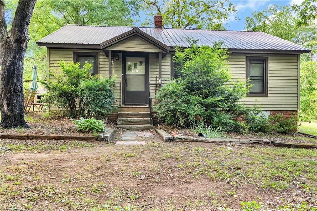 Photo of 3240 Innes Street, Salisbury, NC 28144 (MLS # 1218405)