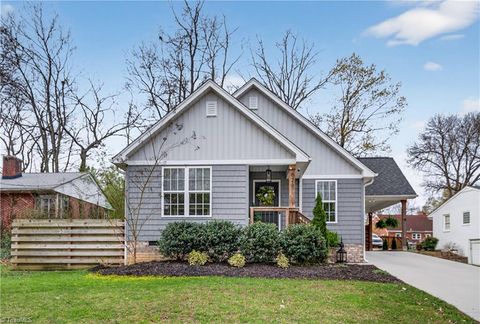 Homes For Sale - 629 Rockspring Road<br/> High Point, NC 27262