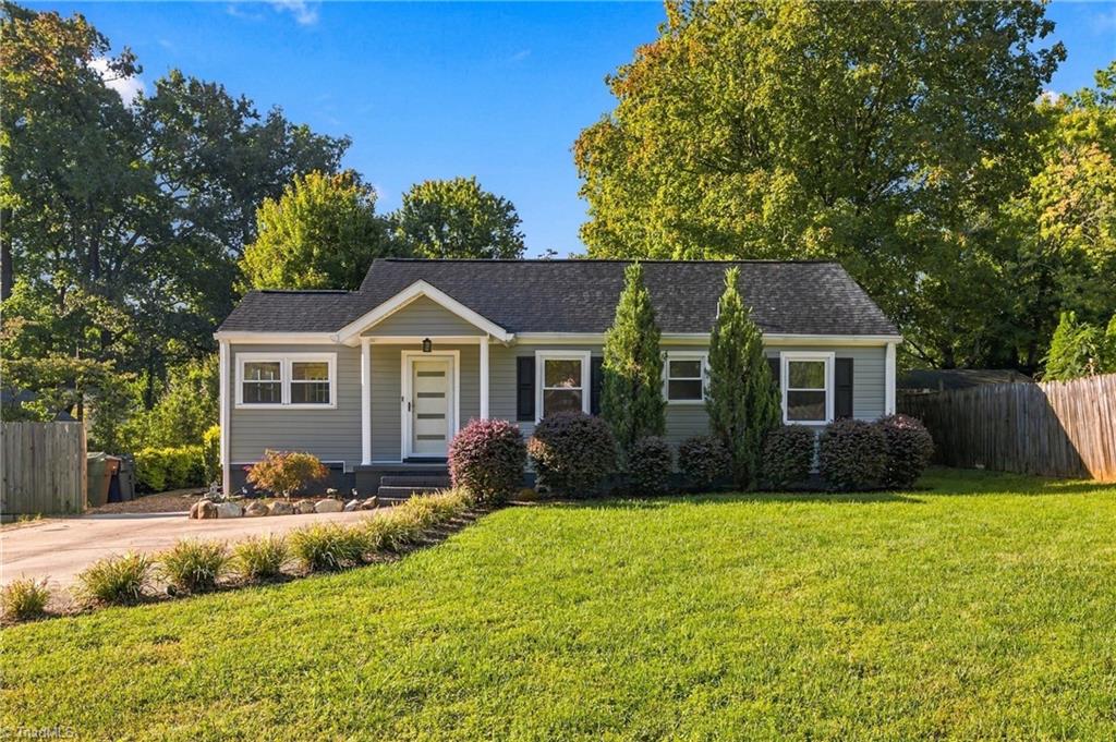 Photo of 2331 Fortune Lane, Greensboro, NC 27408 (MLS # 1237671)