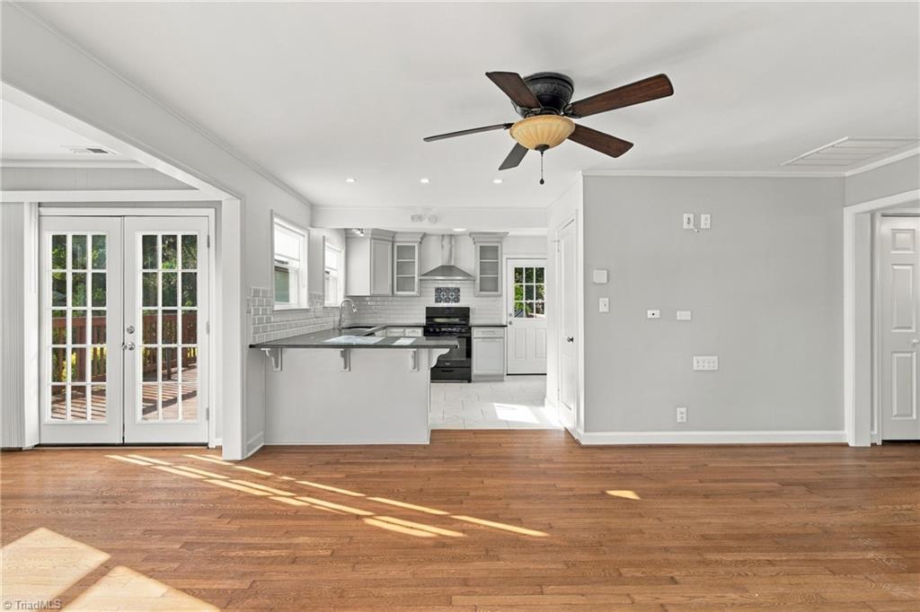 Photo of 2331 Fortune Lane, Greensboro, NC 27408 (MLS # 1237671)