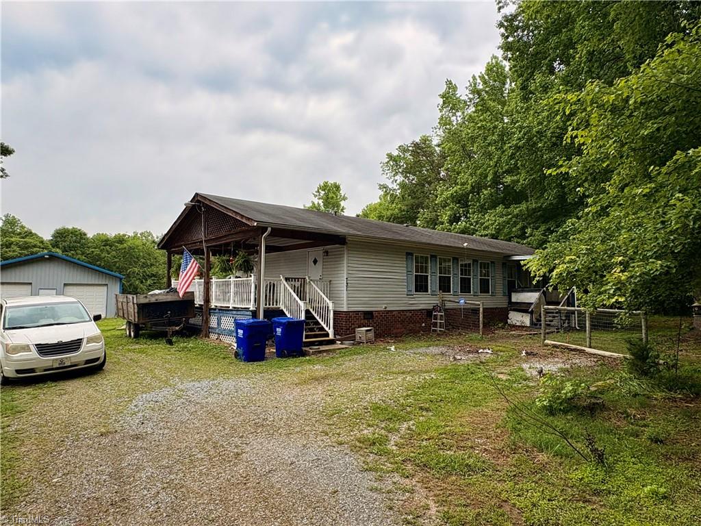 731 Ramseur Julian Road, Ramseur, North Carolina image 1