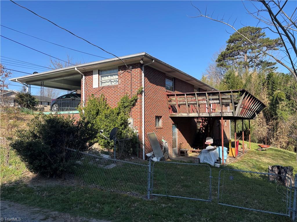 925 S Franklin Road, Mount Airy, North Carolina image 4