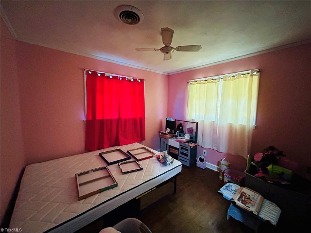 925 S Franklin Road, Mount Airy, North Carolina image 23