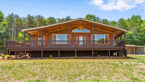 Homes For Sale - 144 Turney Farm Lane<br/> Pilot Mountain, NC 27041