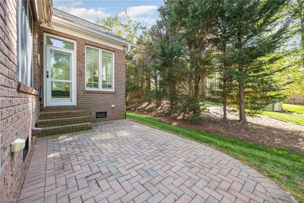 4716 Barrington Place Court, Jamestown, North Carolina image 29