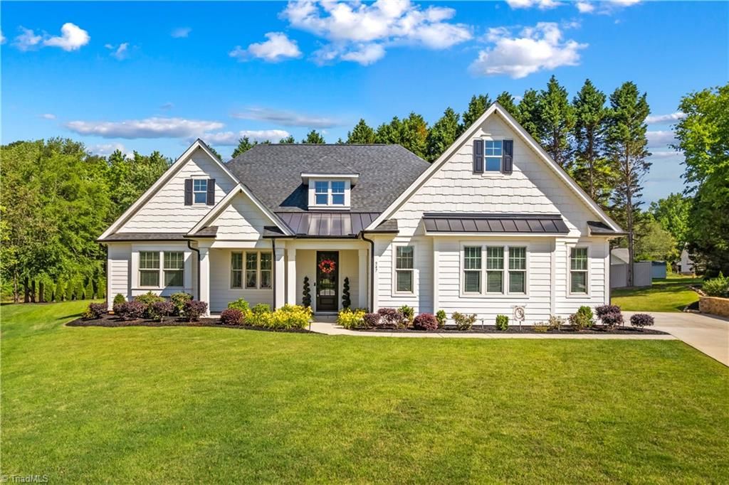 Photo of 547 Muirfield Way, Salisbury, NC 28144 (MLS # 1224421)