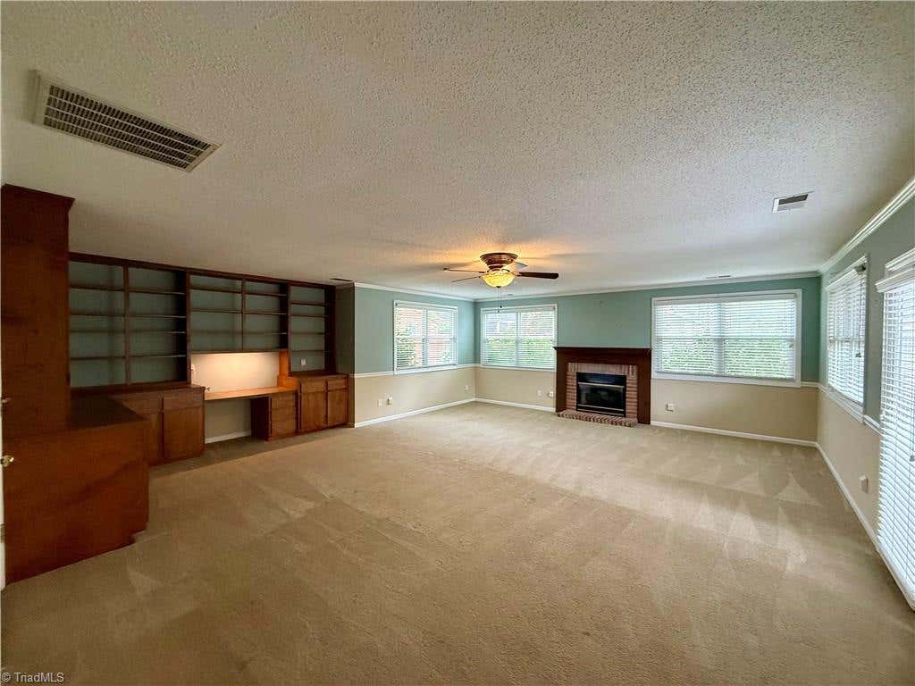 Photo of 118 Avondale Drive, Lexington, NC 27295 (MLS # 1229846)