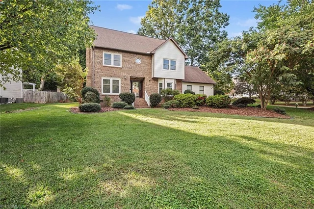 5509 Rutledge Drive, photo 2 of 29