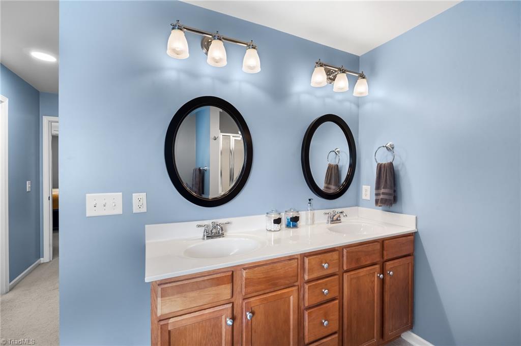4477 Parkcrest Circle, Kernersville, North Carolina image 23