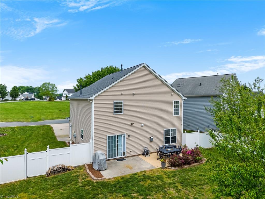 4477 Parkcrest Circle, Kernersville, North Carolina image 30