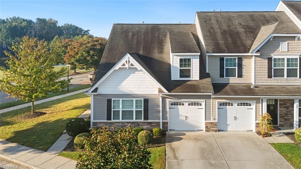 78 Geoffrey Way
