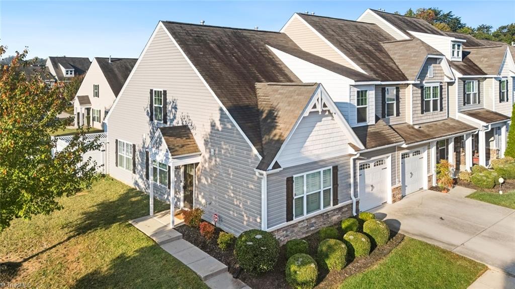 78 Geoffrey Way