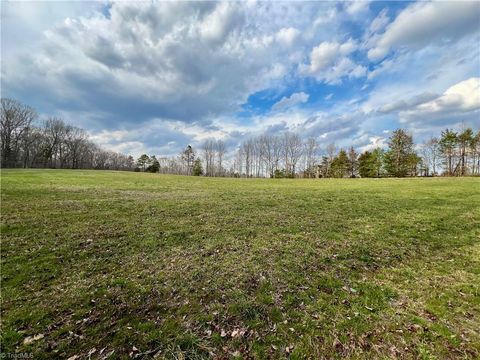 Vacant Land For Sale - Old Greensboro Road<br/> Thomasville, NC 27360
