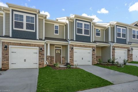 A home in Kernersville