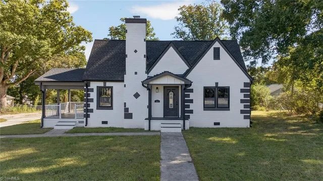 411 Lowdermilk Street, photo 3 of 44