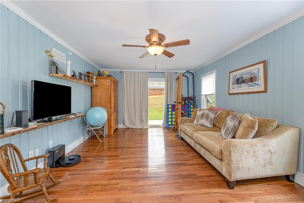 2555 Tobaccoville Road, Rural Hall, North Carolina image 16