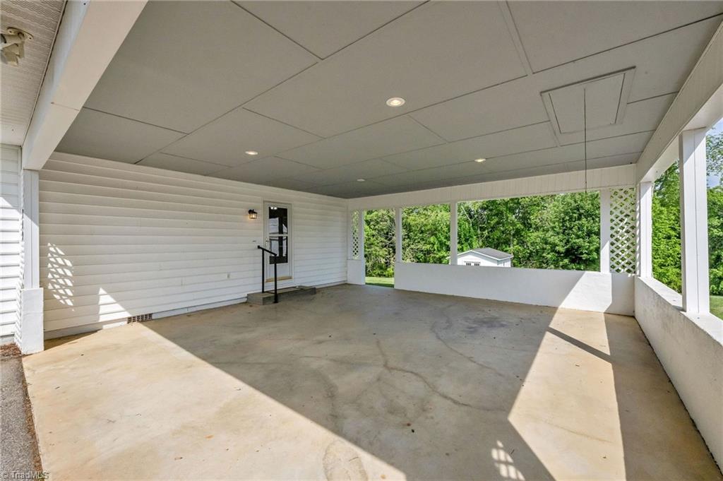 909 Oak Grove Church Road, Millers Creek, North Carolina image 9