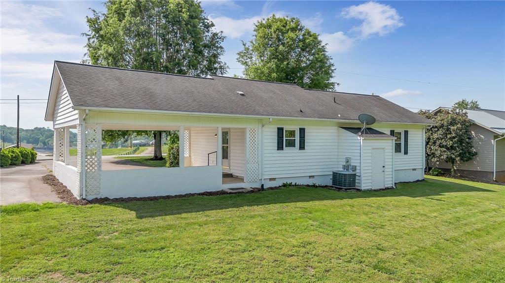 909 Oak Grove Church Road, Millers Creek, North Carolina image 10