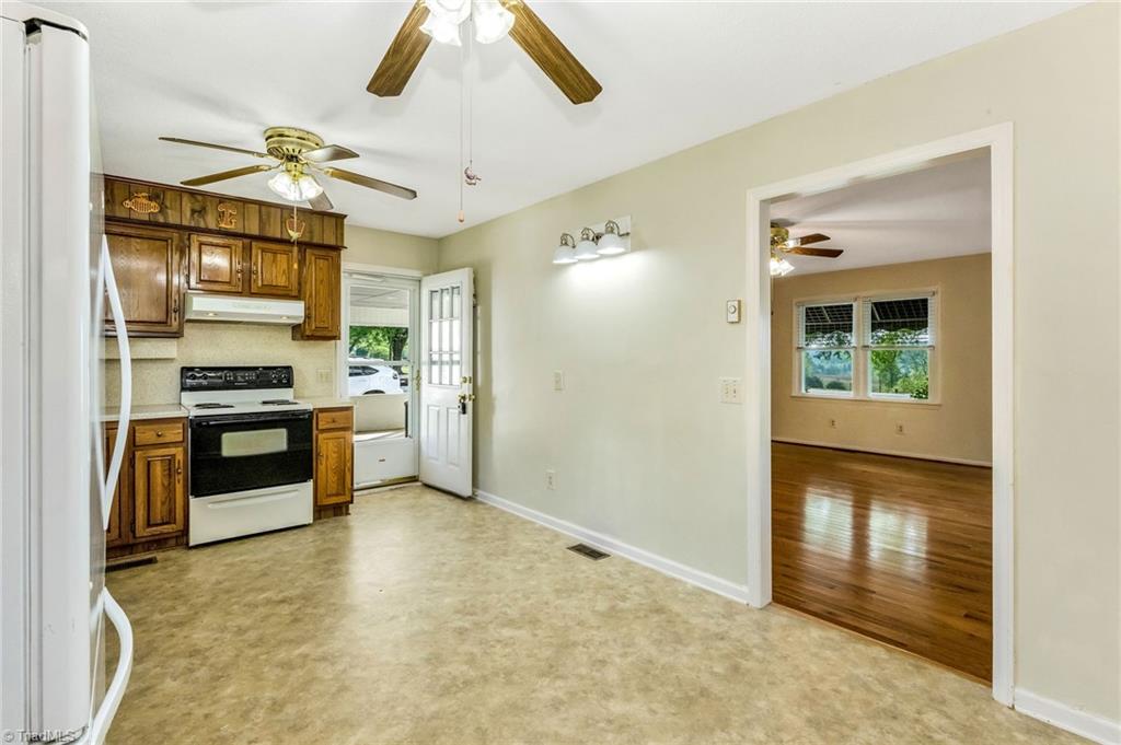 909 Oak Grove Church Road, Millers Creek, North Carolina image 26