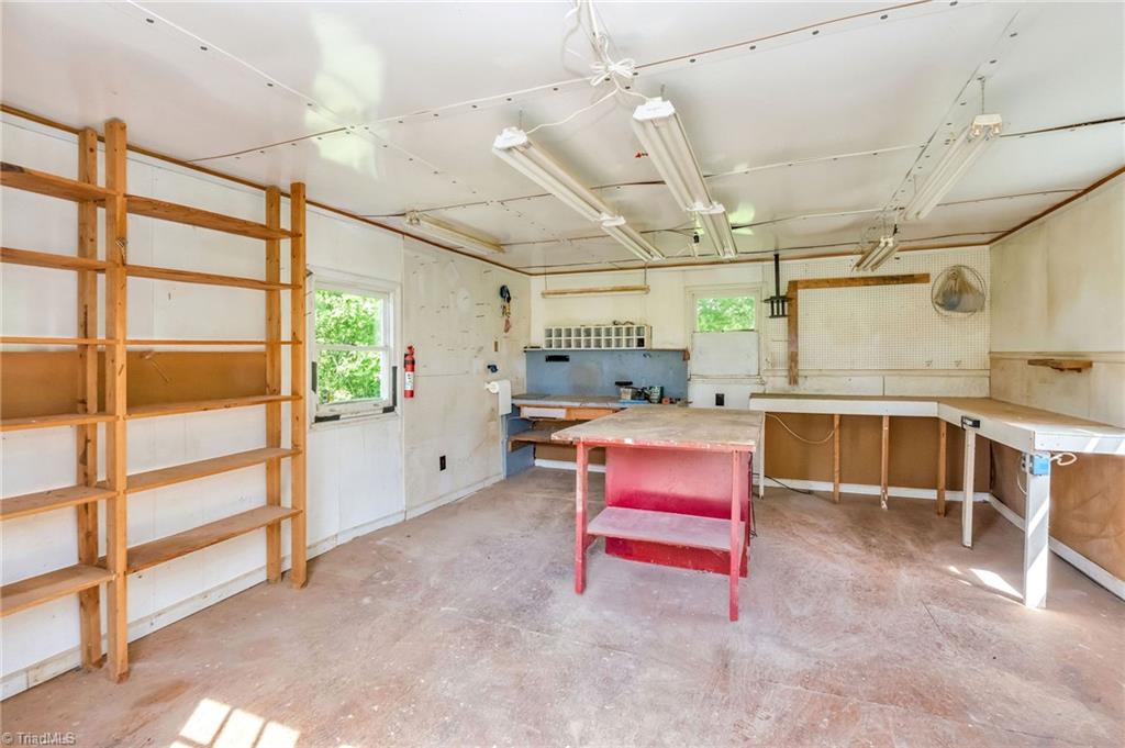 909 Oak Grove Church Road, Millers Creek, North Carolina image 17