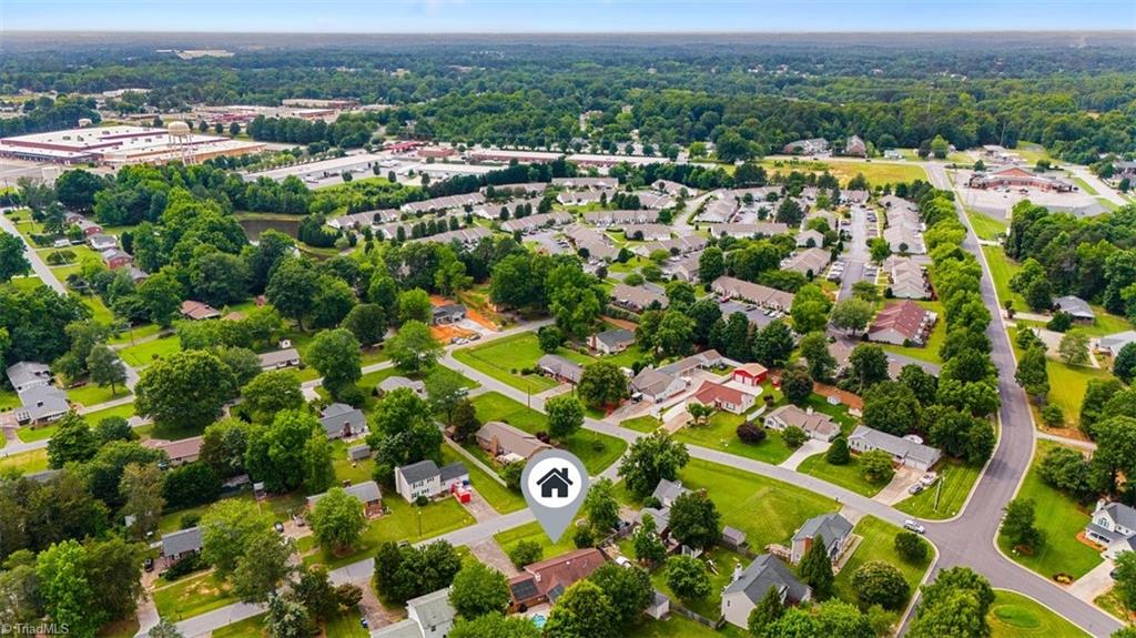 Kernersville, North Carolina 27284, United States, 3 Bedrooms Bedrooms, ,2 BathroomsBathrooms,Residential,Pending,146974