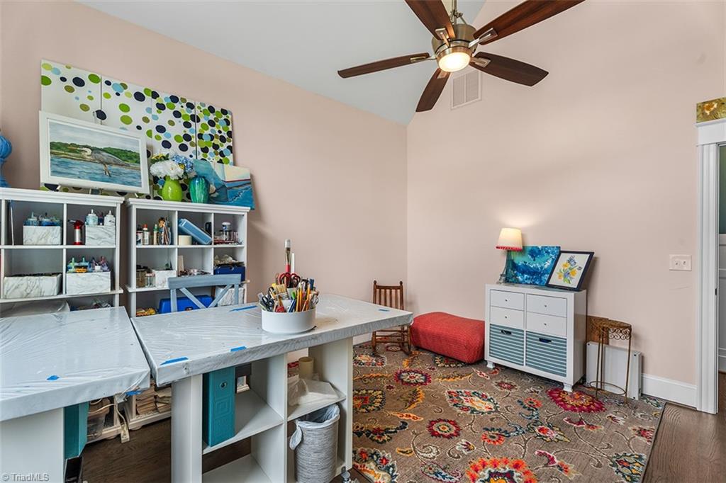 Summerfield, North Carolina 27358, United States, 4 Bedrooms Bedrooms, ,4 BathroomsBathrooms,Residential,Pending,205430